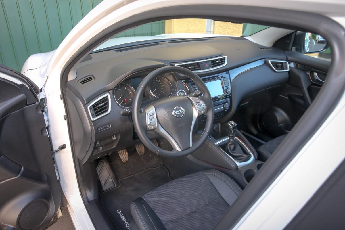 NISSAN