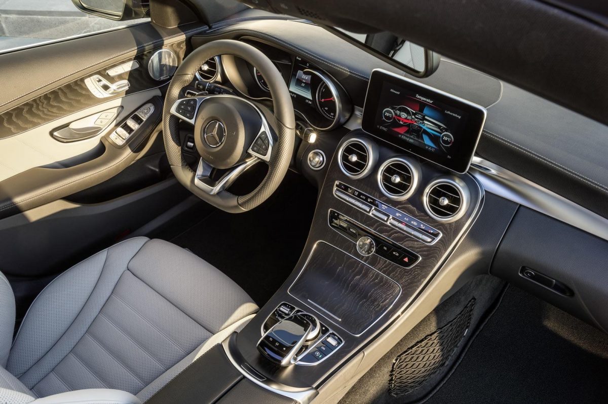 MERCEDES-BENZ
