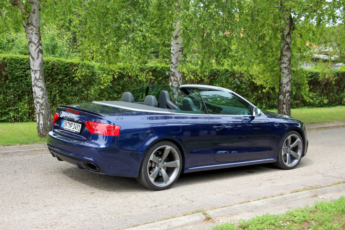 AUDI
