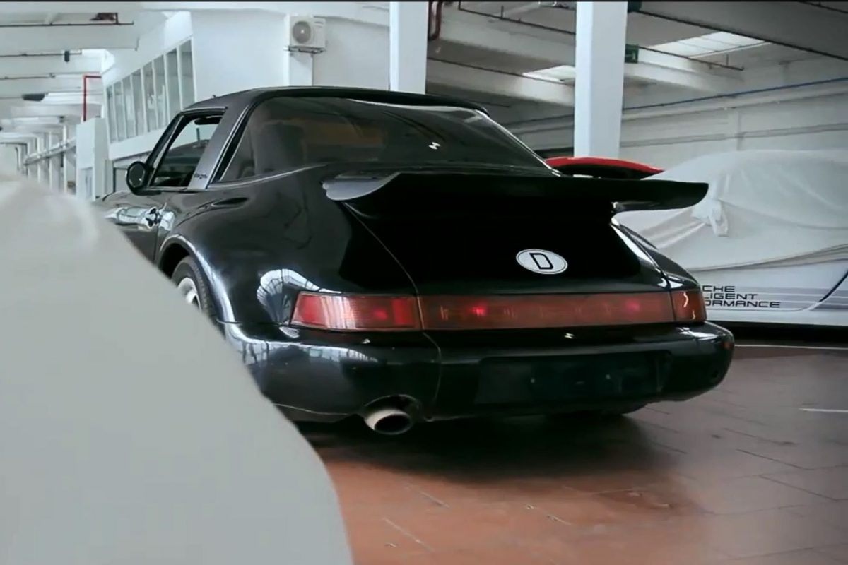 PORSCHE