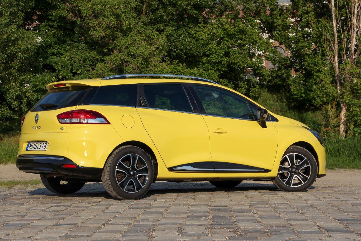 RENAULT CLIO
