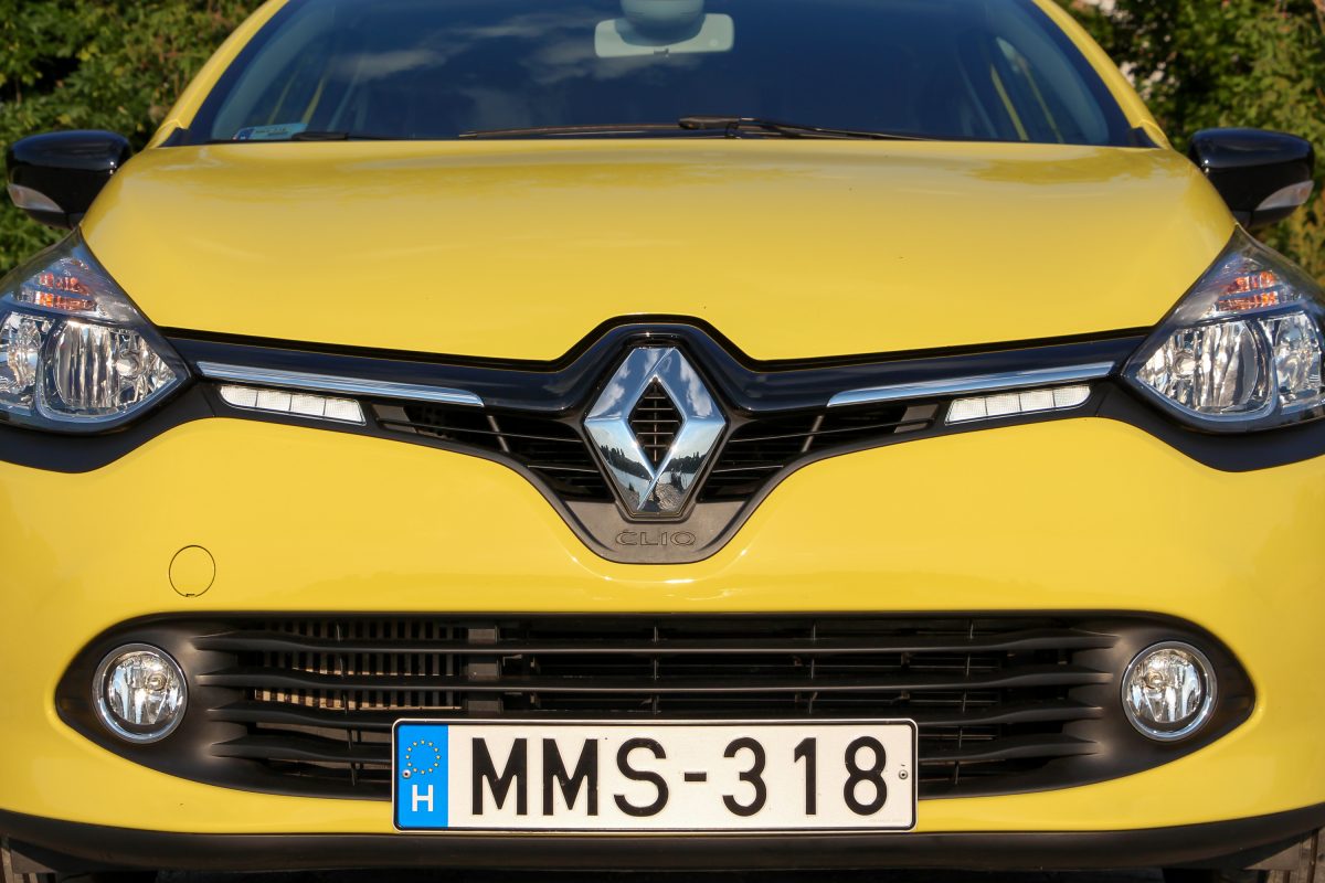 RENAULT CLIO