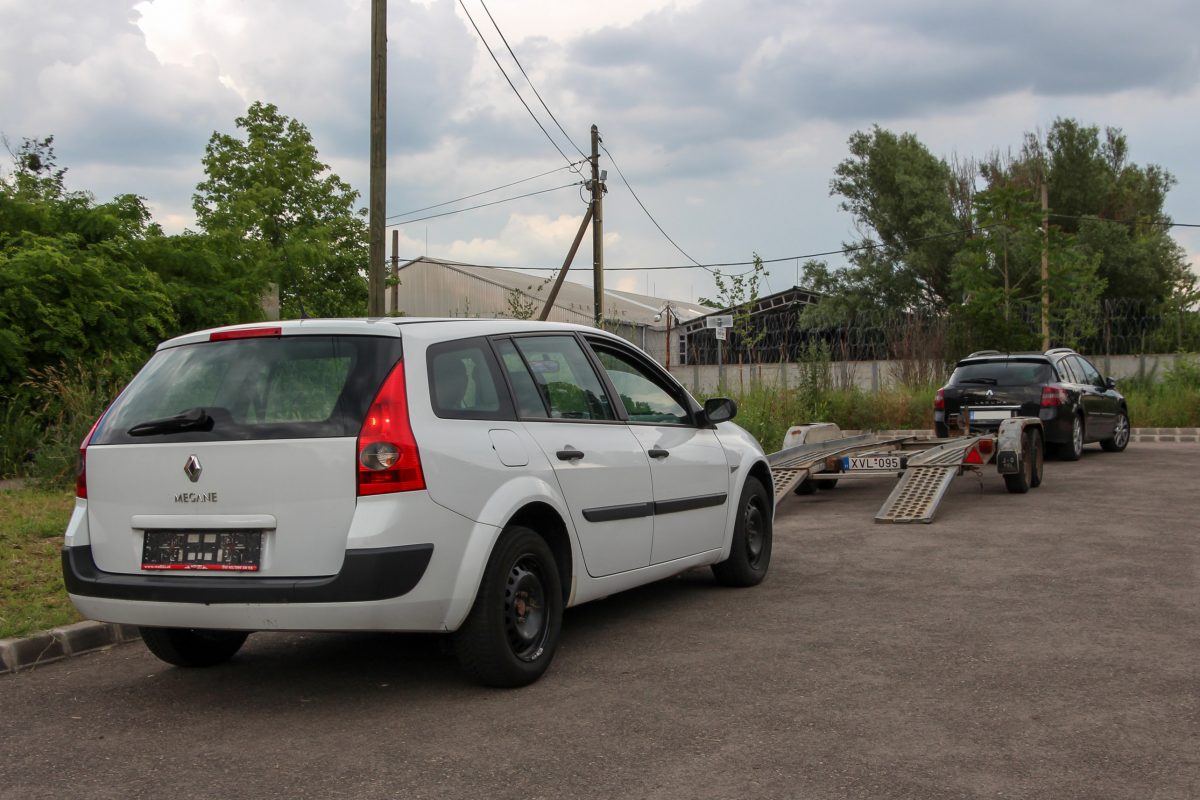 RENAULT