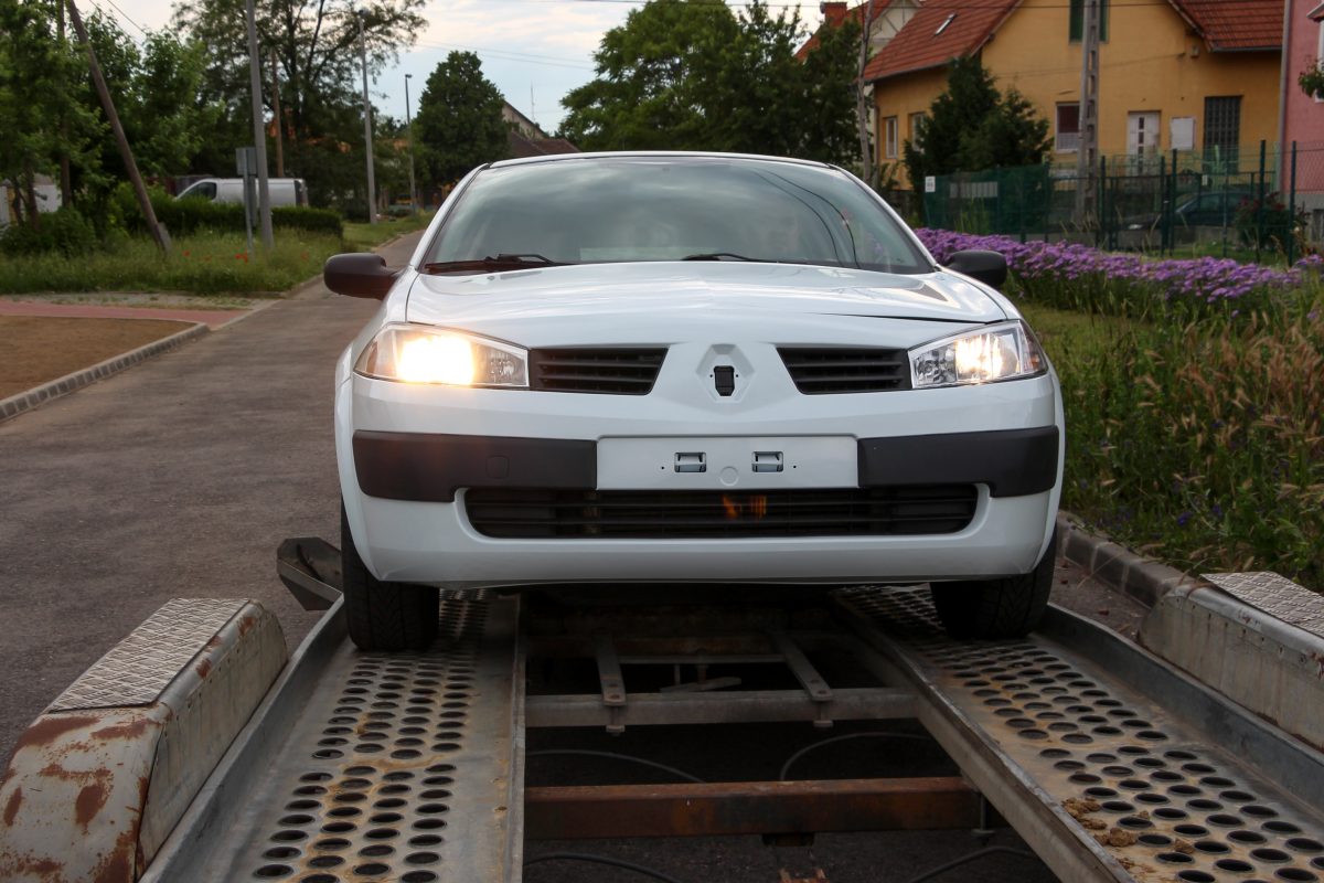RENAULT