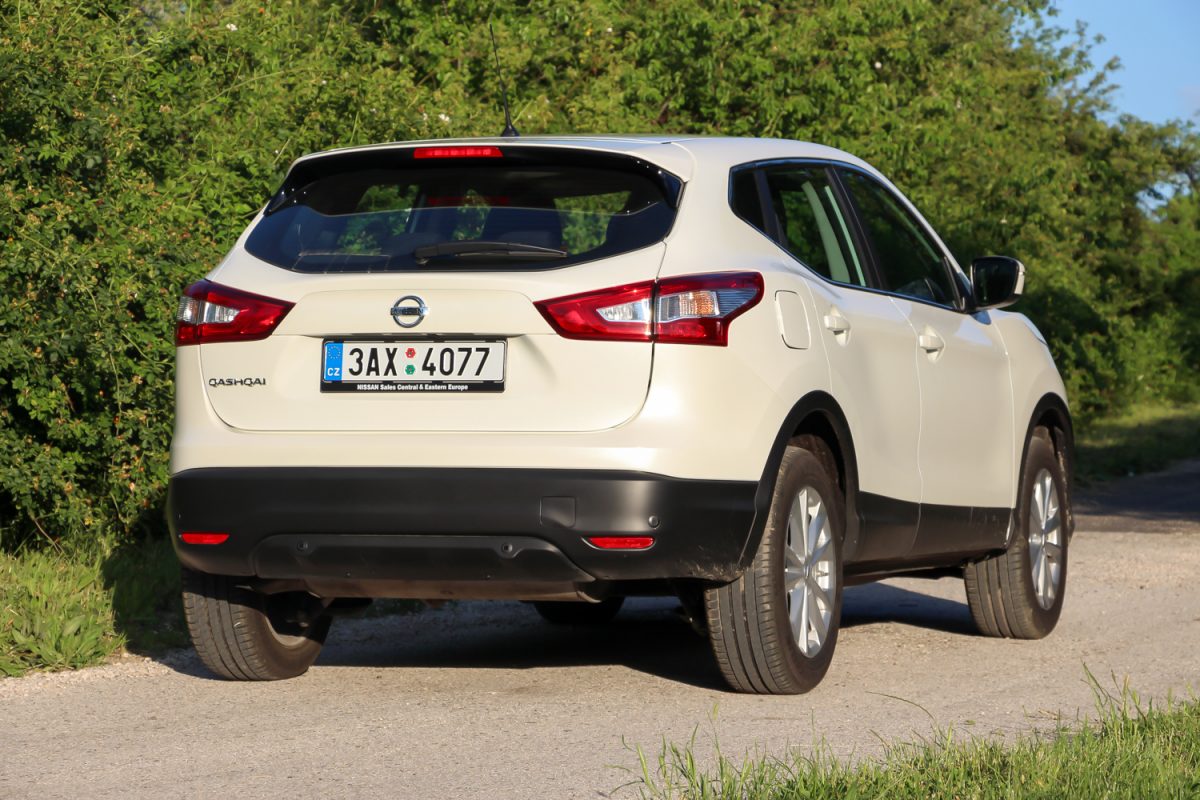 NISSAN