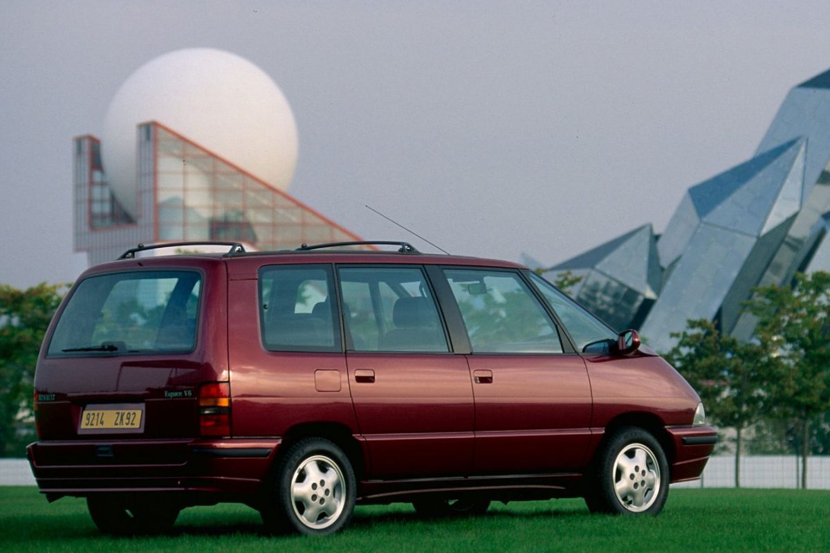 RENAULT