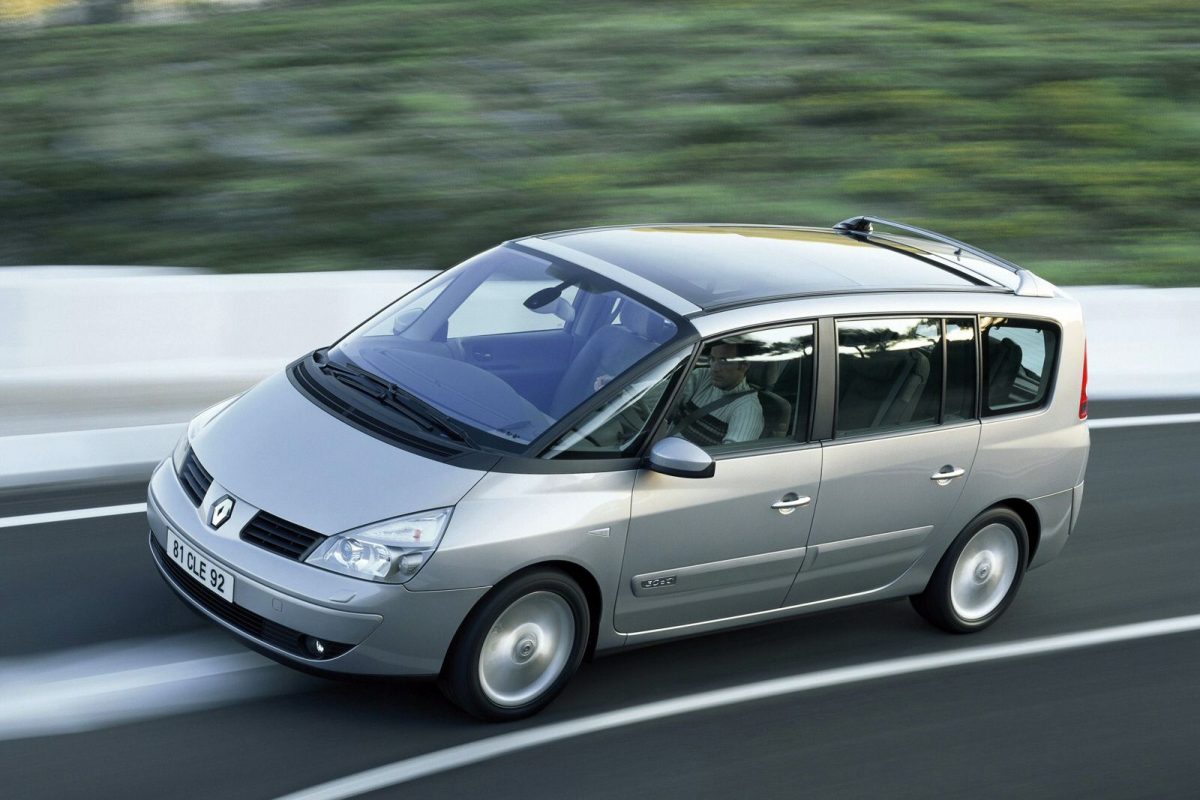 RENAULT
