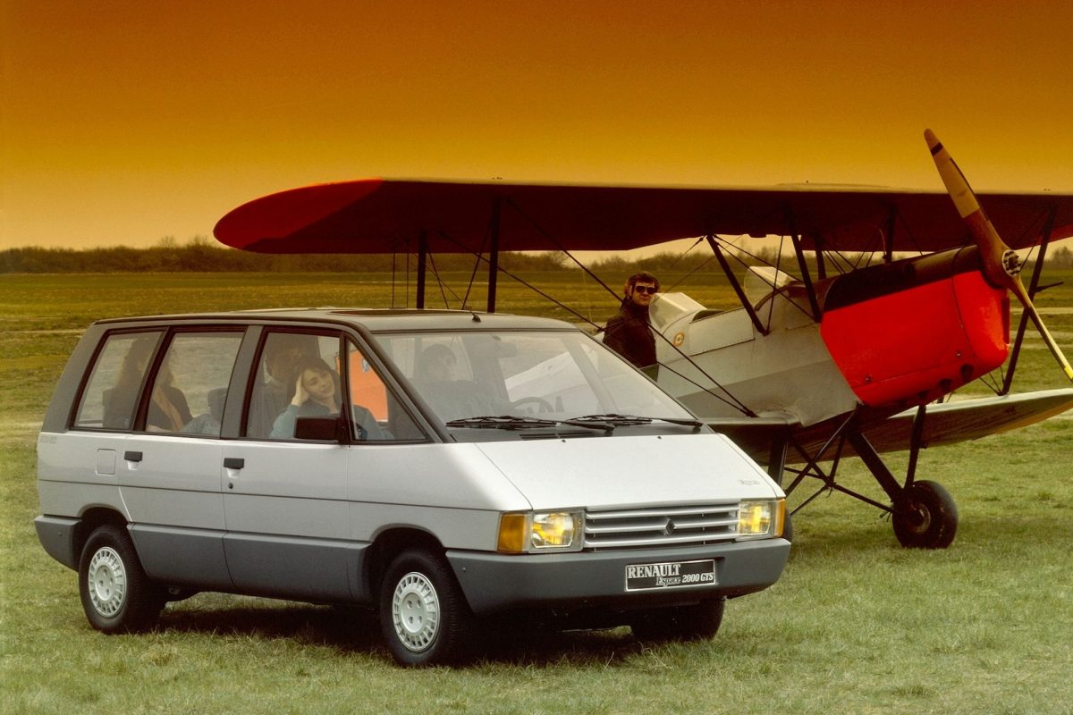 RENAULT