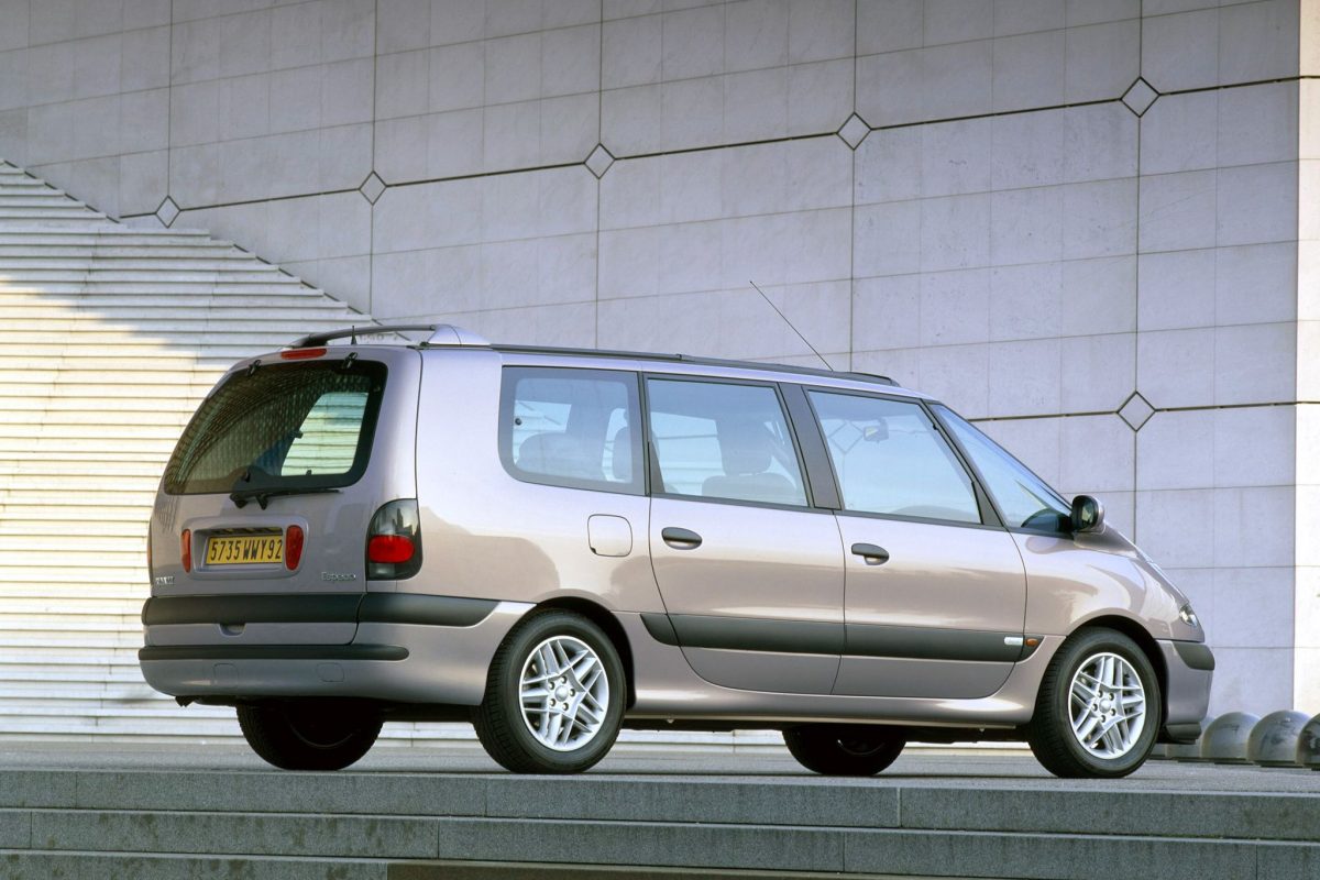 RENAULT