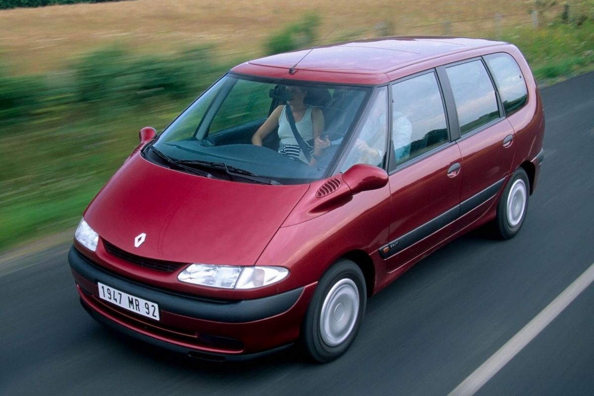 RENAULT