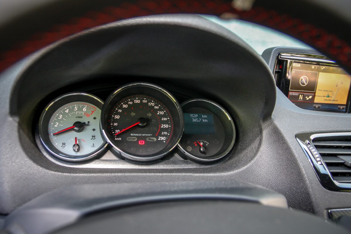RENAULT MEGANE