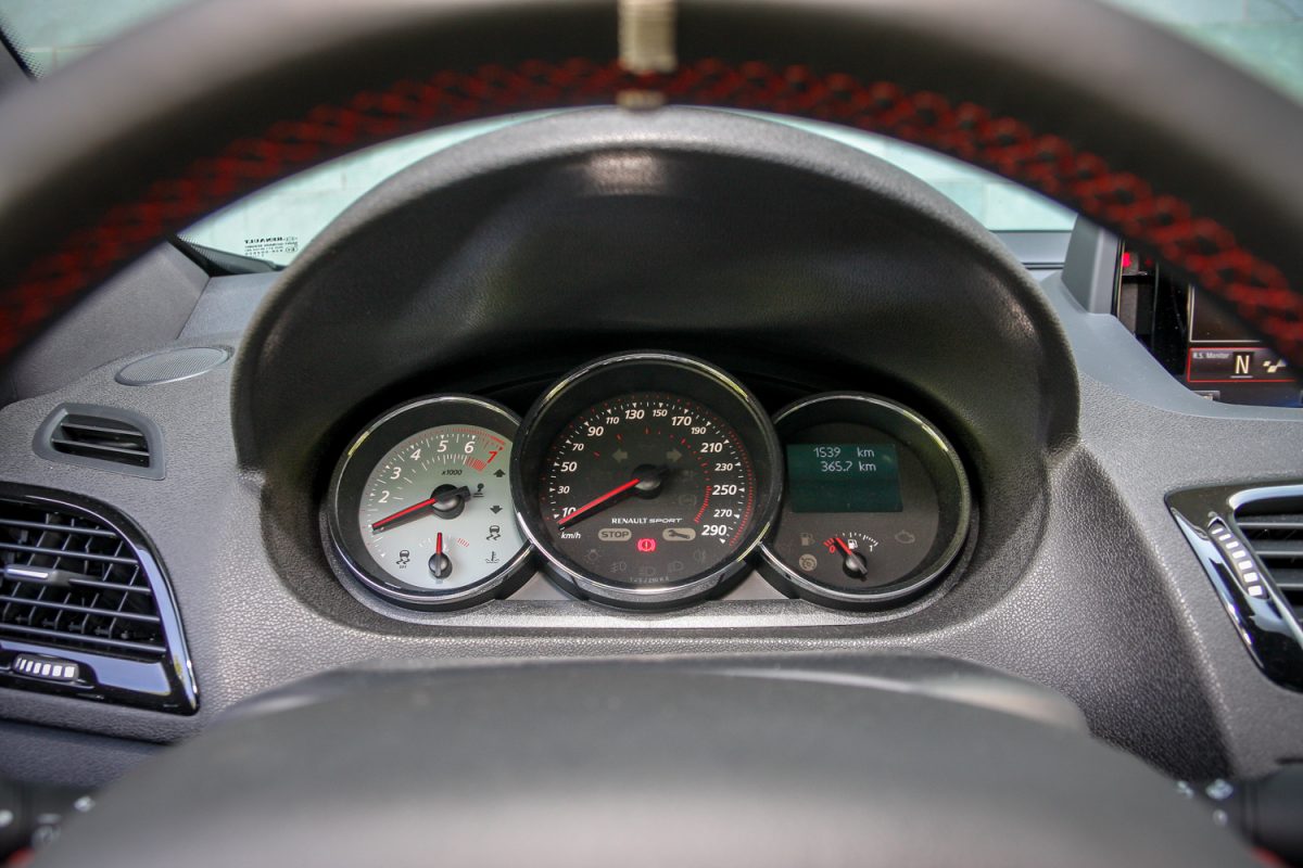 RENAULT MEGANE