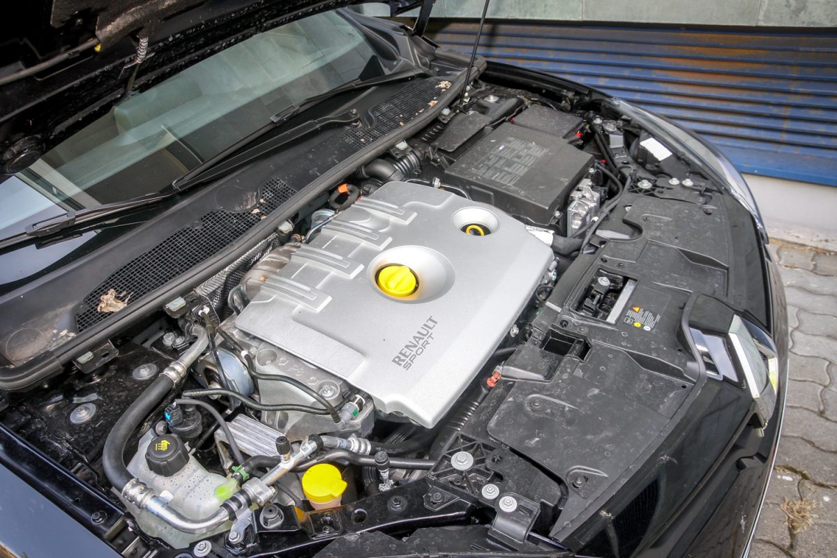 RENAULT MEGANE