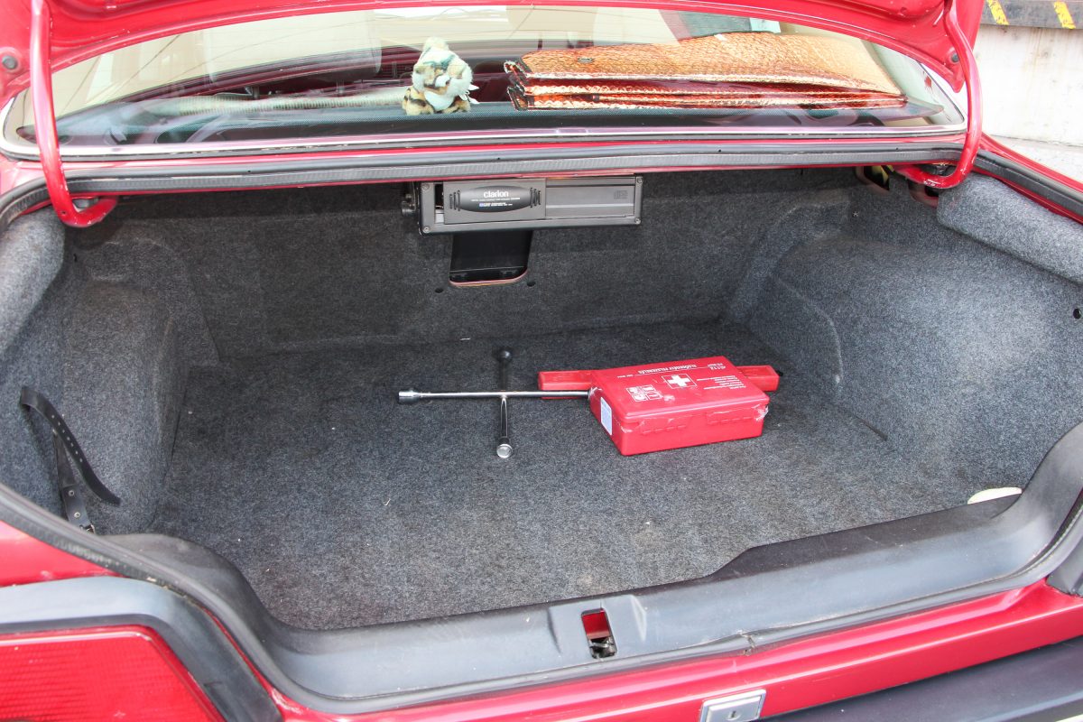 PEUGEOT 405
