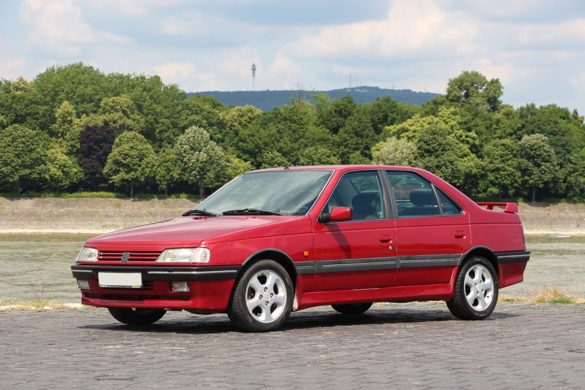 PEUGEOT 405