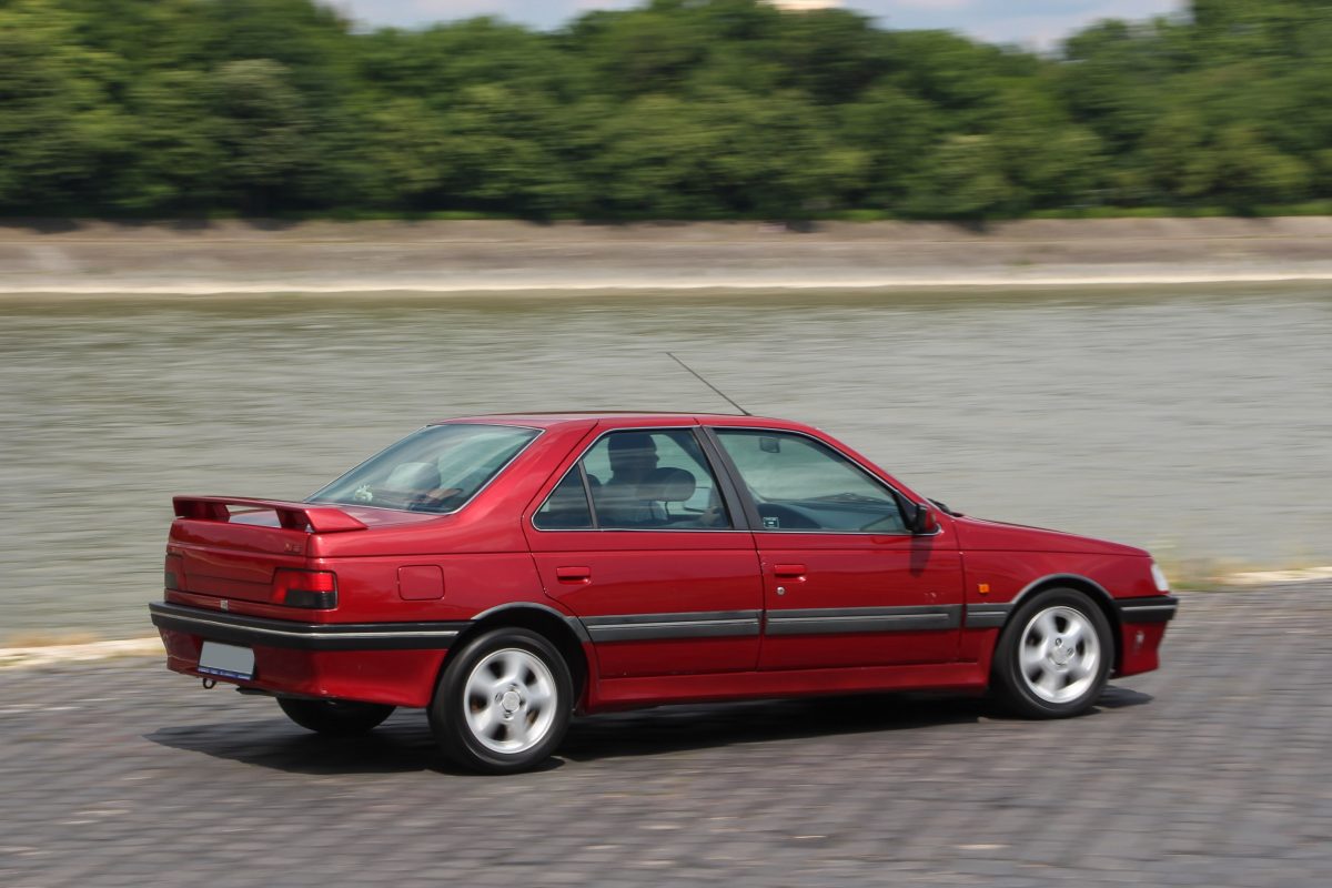 PEUGEOT 405