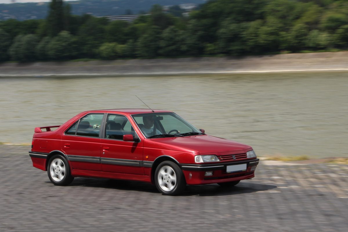 PEUGEOT 405