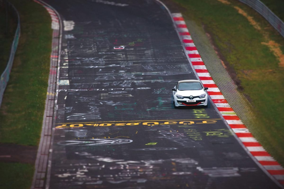 RENAULT