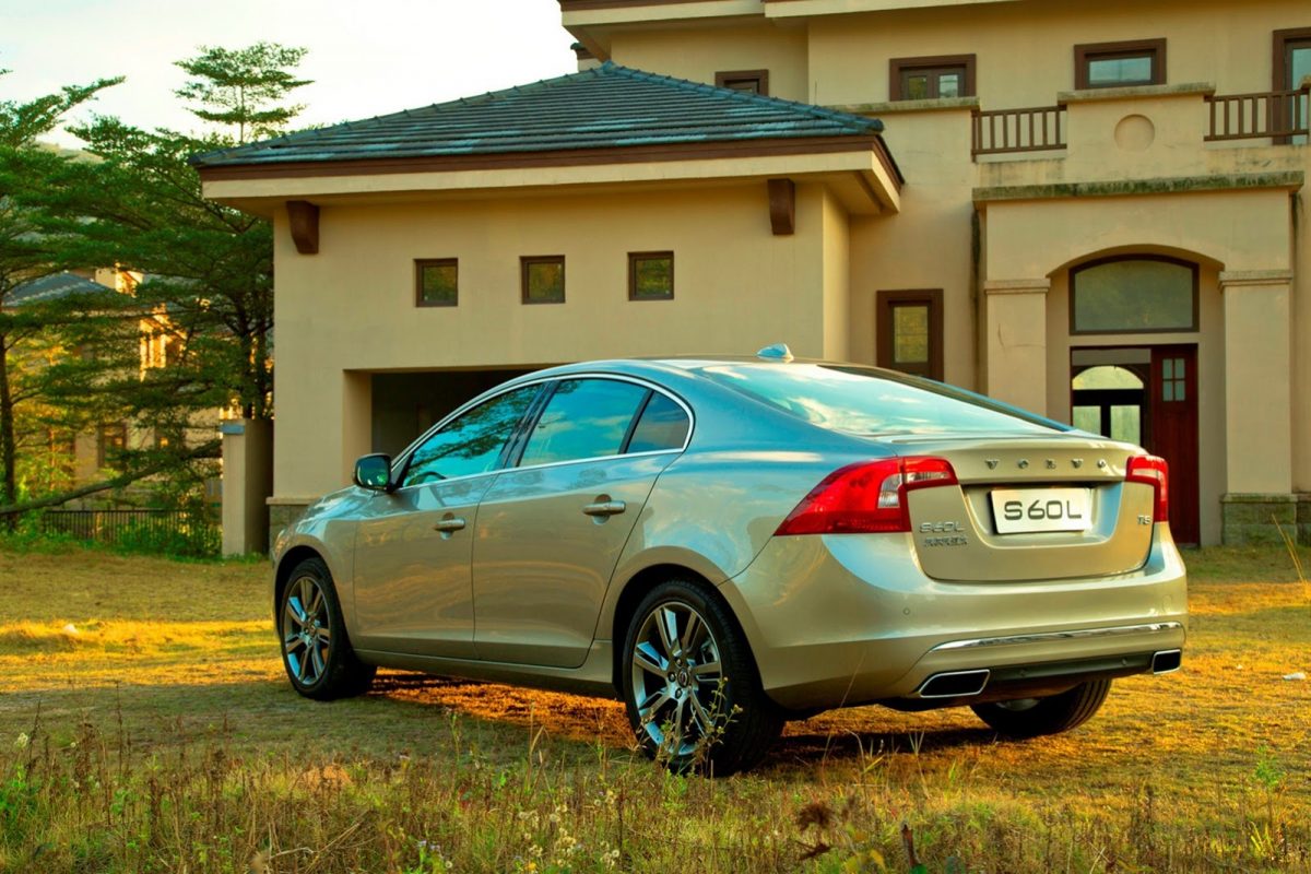 VOLVO