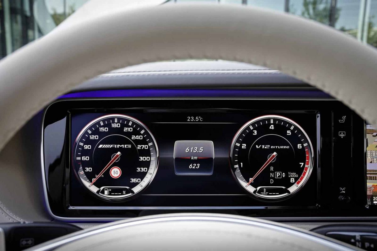MERCEDES-BENZ