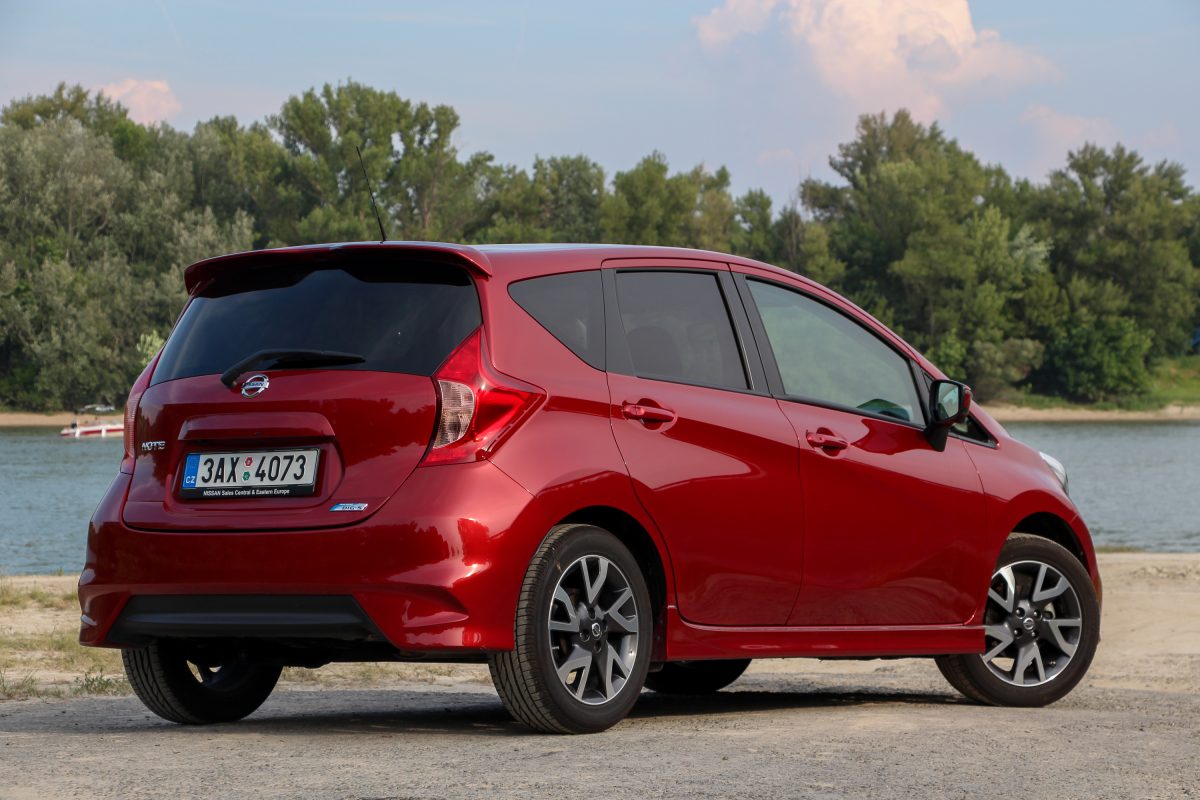 NISSAN
