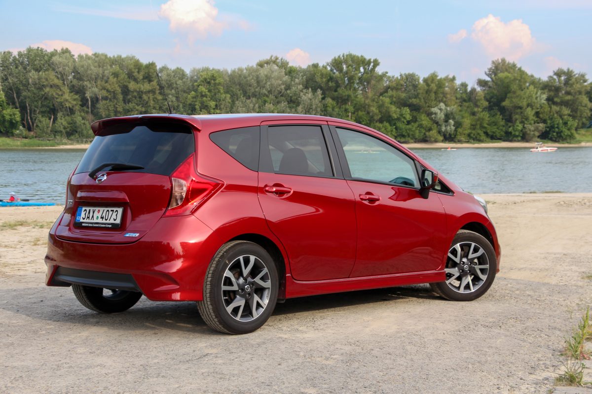 NISSAN