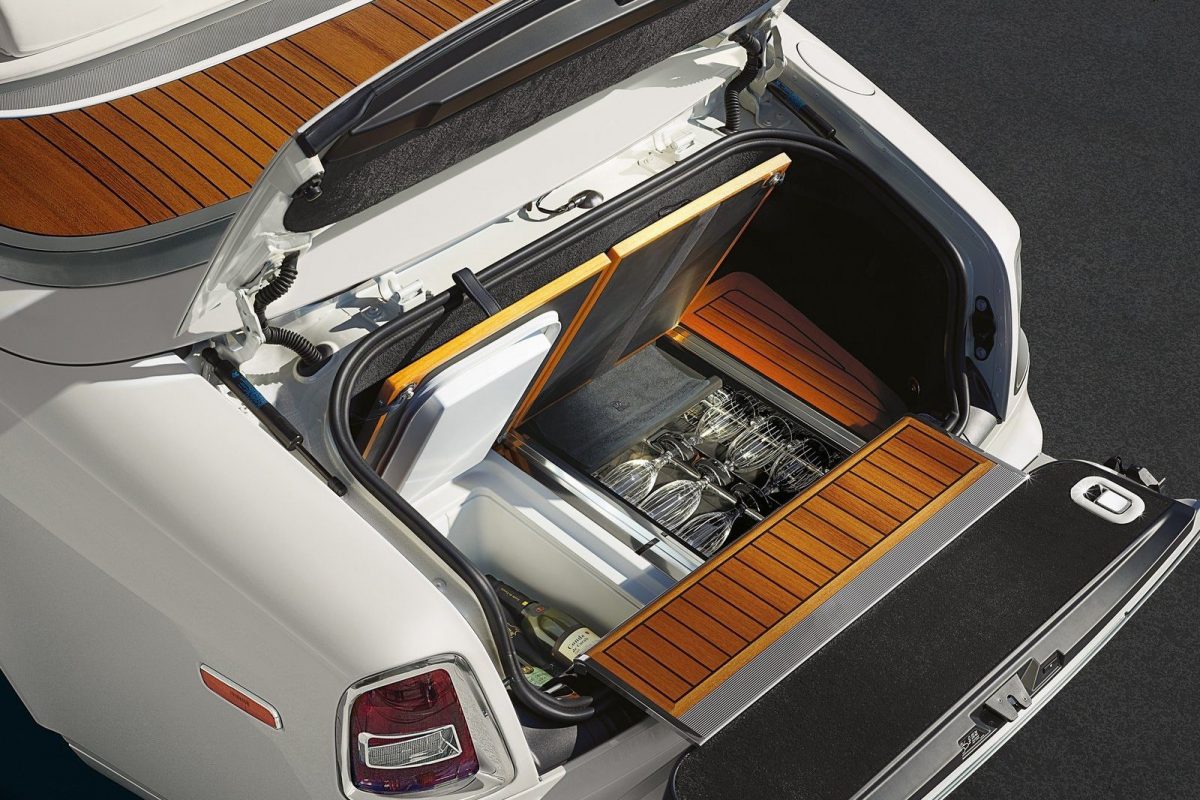 ROLLS-ROYCE