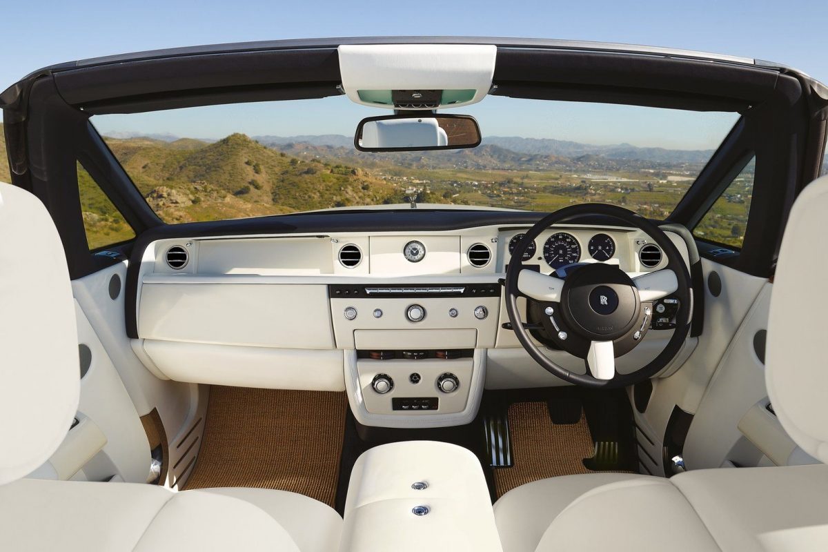 ROLLS-ROYCE
