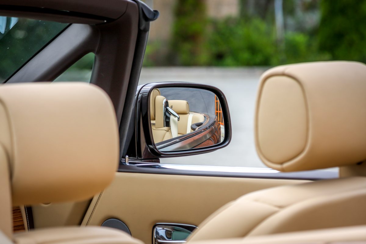 ROLLS-ROYCE
