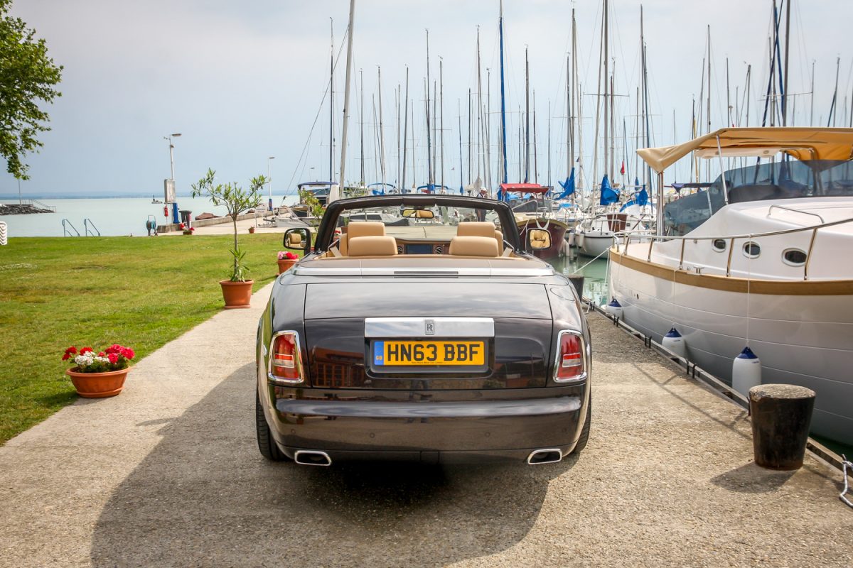 ROLLS-ROYCE