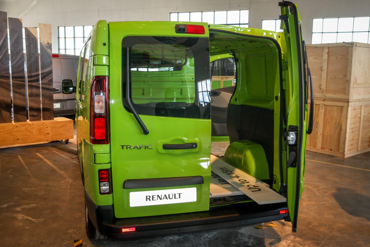 RENAULT