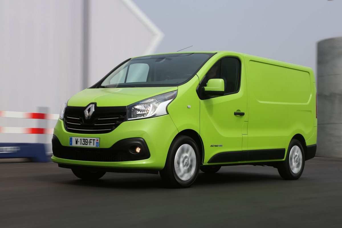 RENAULT
