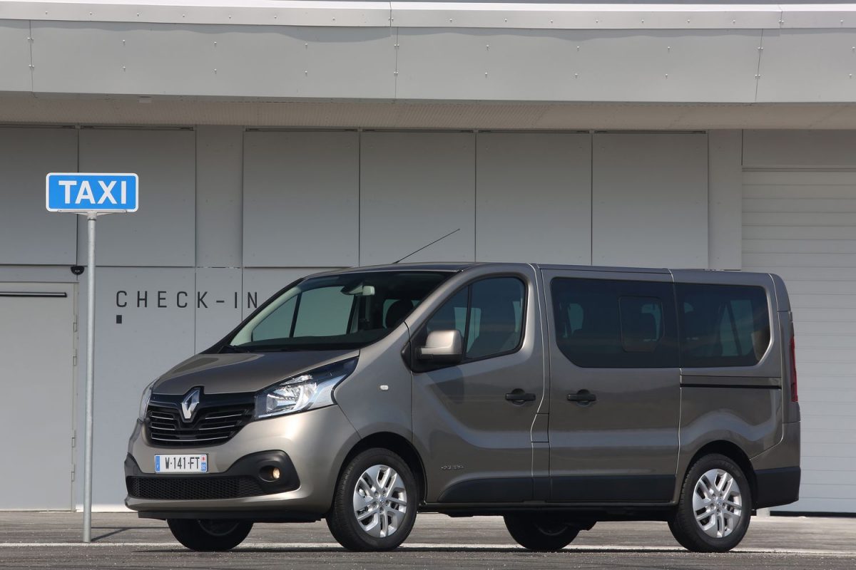 RENAULT