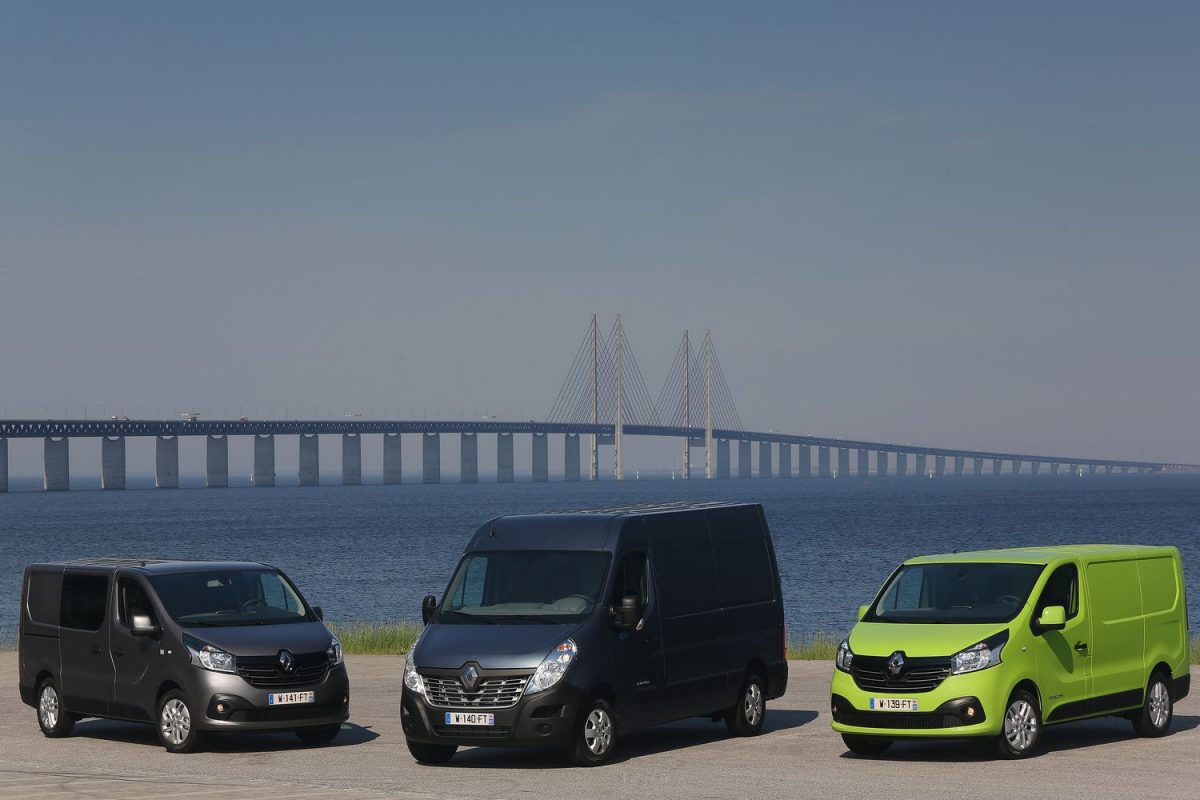 RENAULT