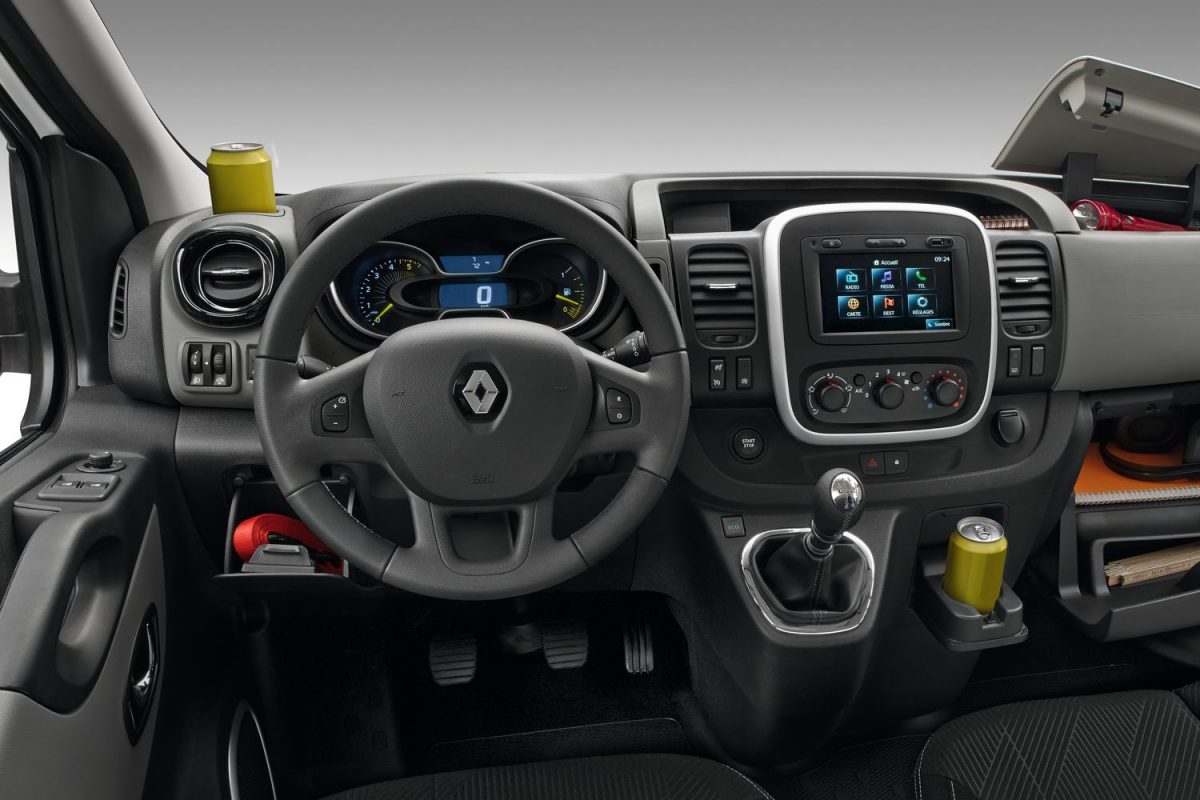 RENAULT