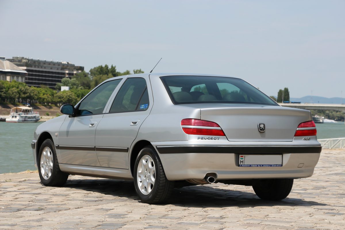 PEUGEOT