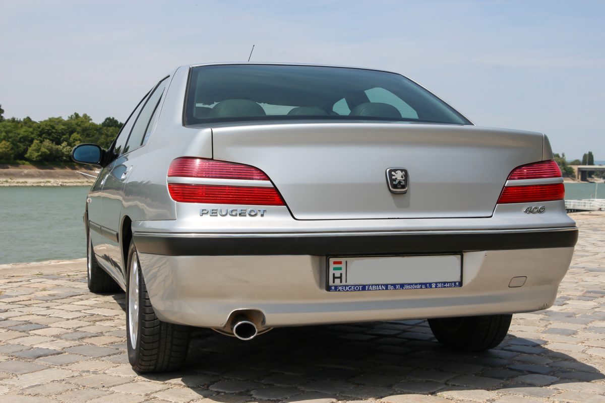 PEUGEOT