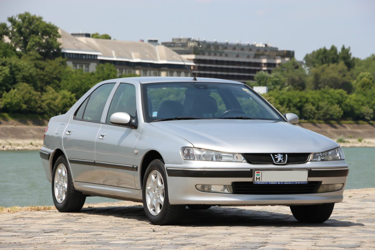 PEUGEOT