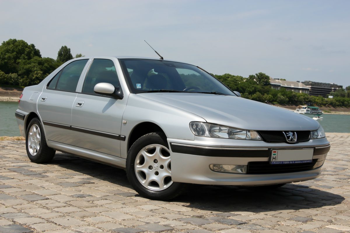 PEUGEOT
