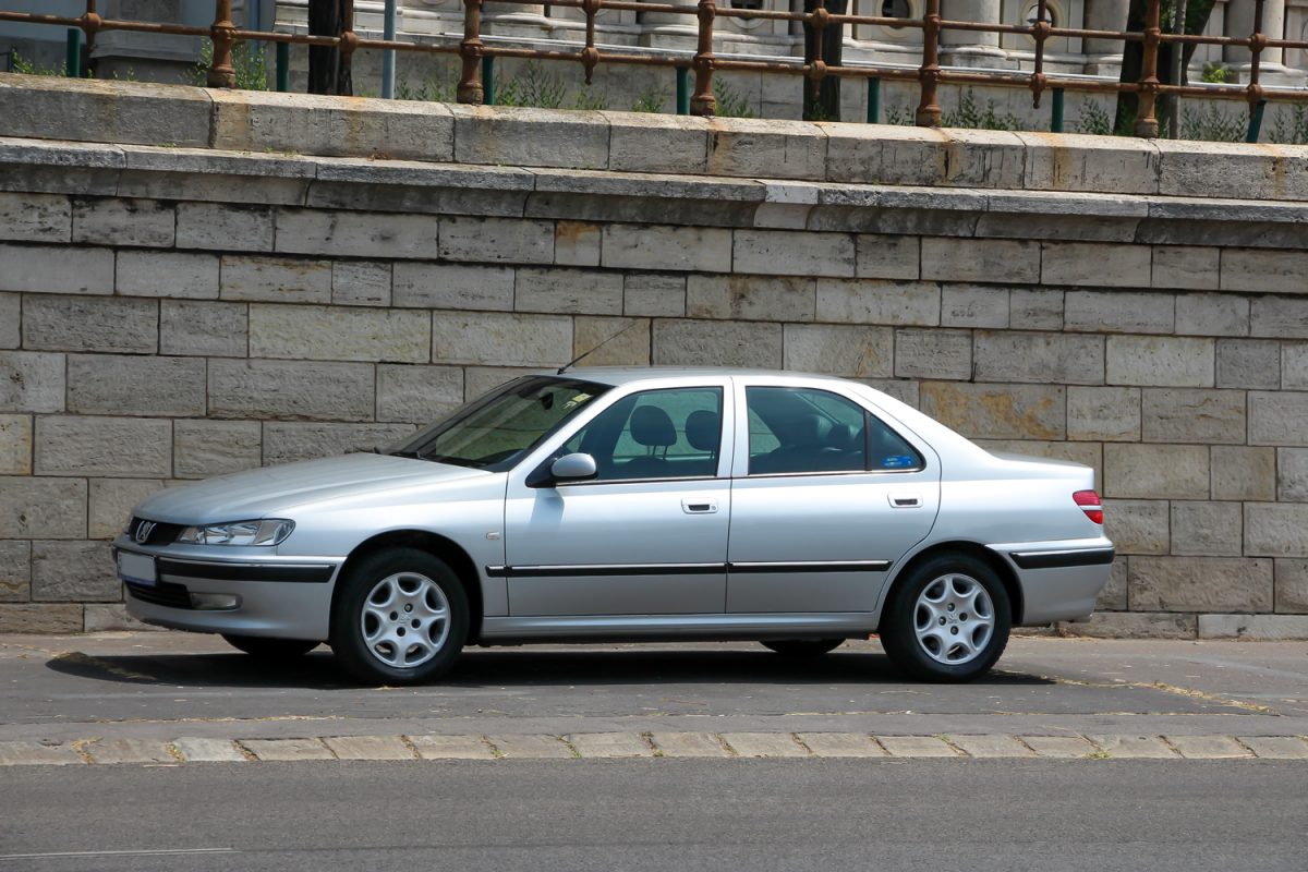 PEUGEOT