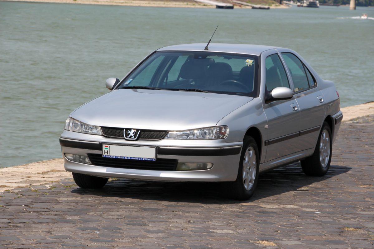 PEUGEOT