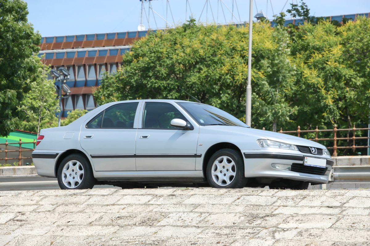 PEUGEOT