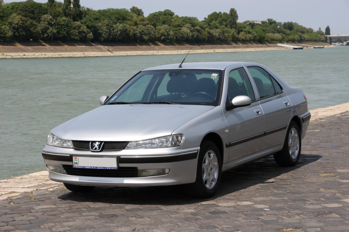 PEUGEOT