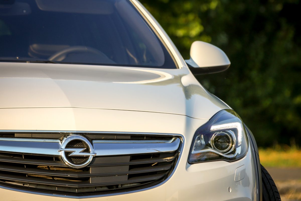 OPEL INSIGNIA