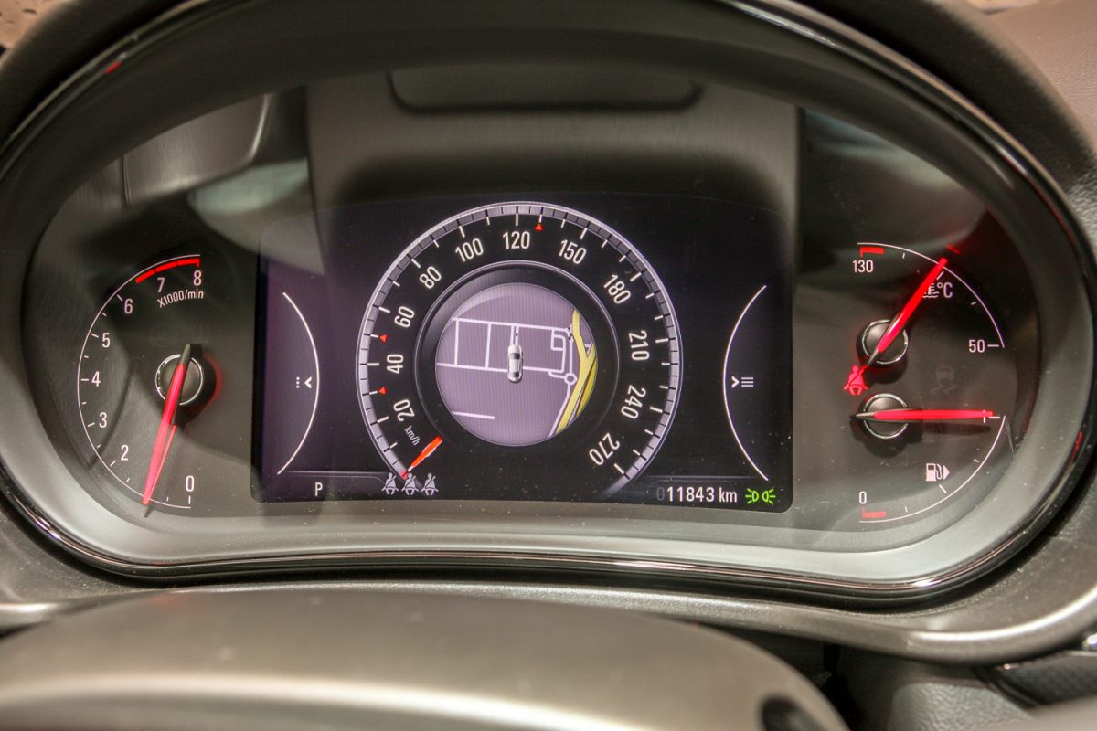OPEL INSIGNIA
