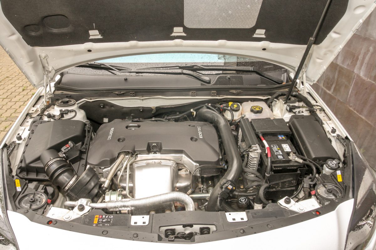 OPEL INSIGNIA