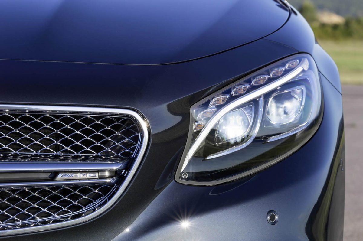 MERCEDES-BENZ