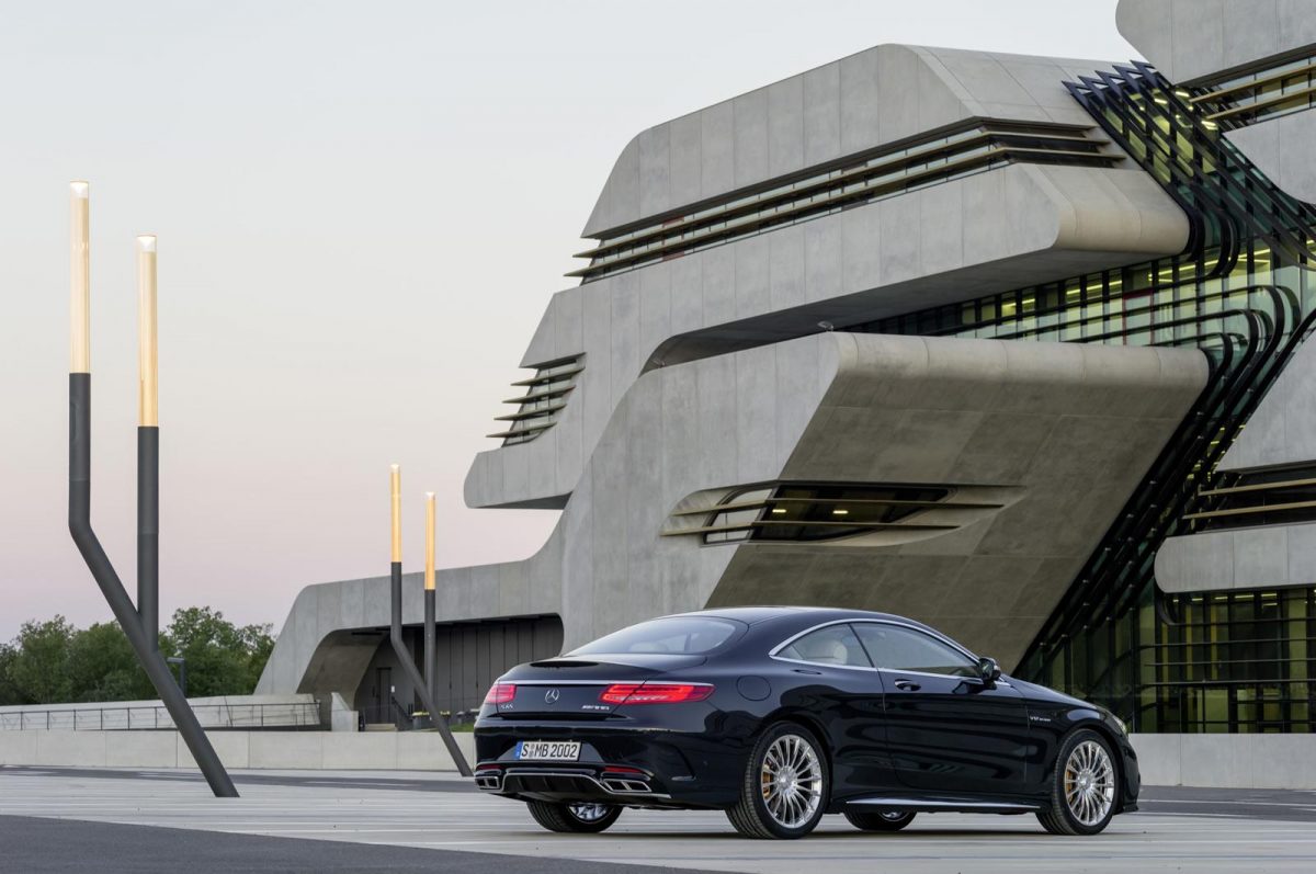 MERCEDES-BENZ