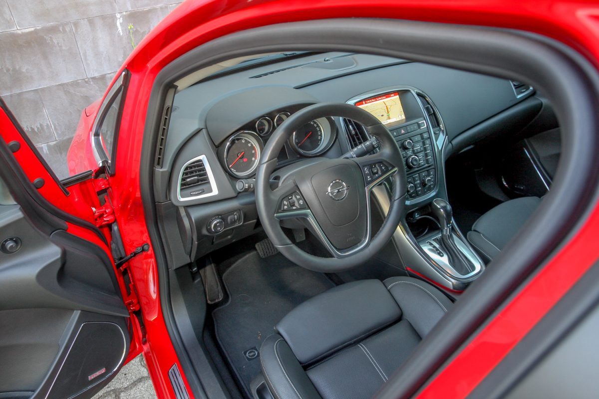 OPEL ASTRA J