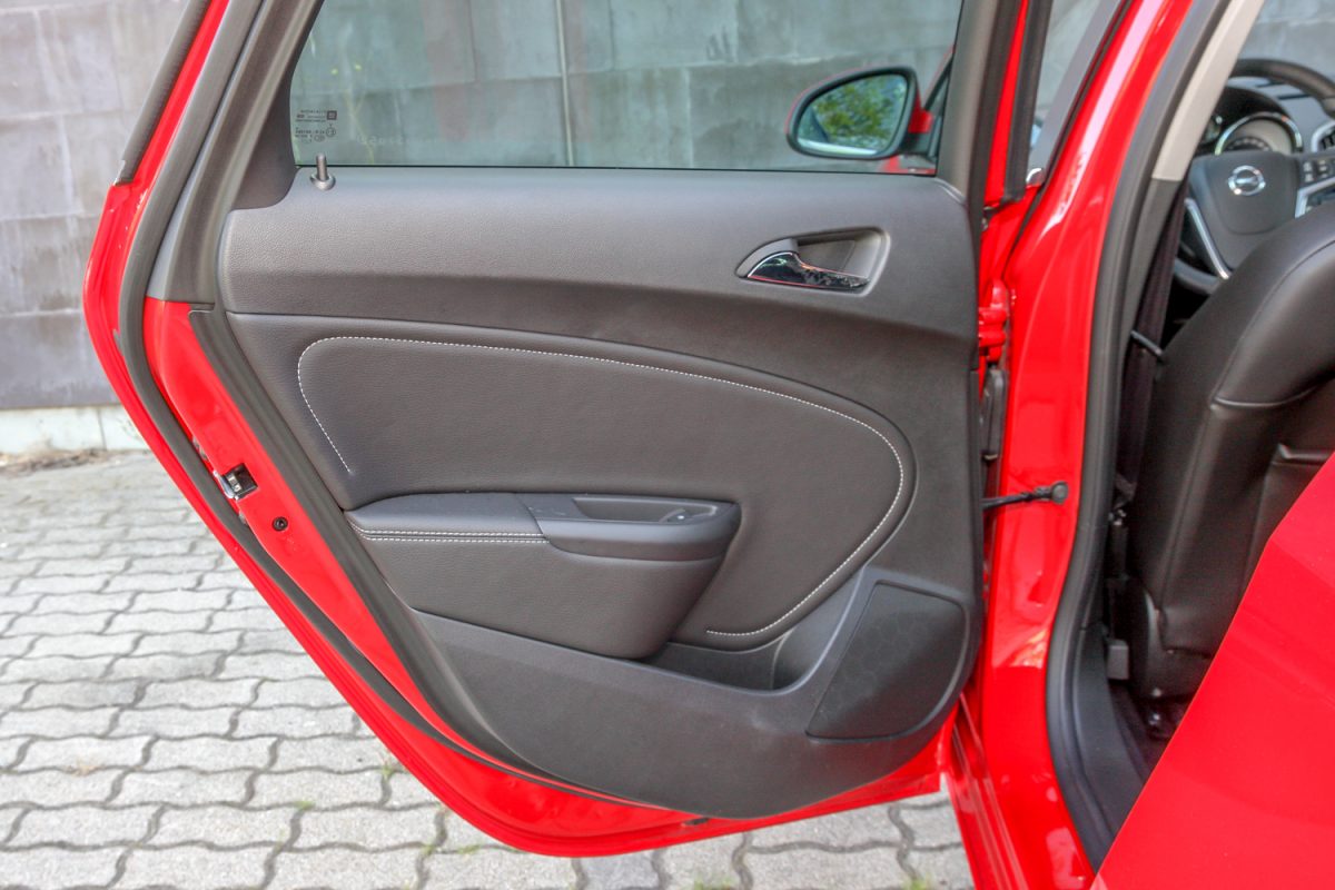 OPEL ASTRA J